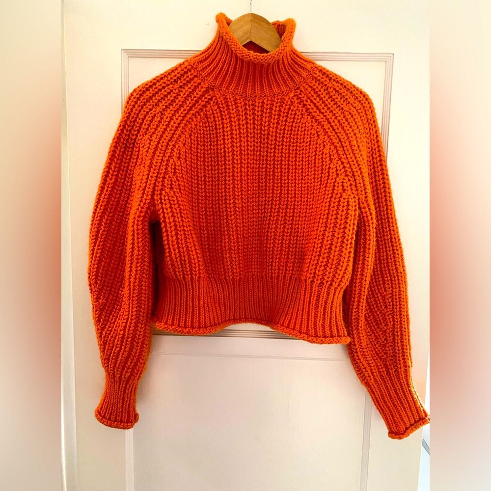 Chunky cropped orange sweater